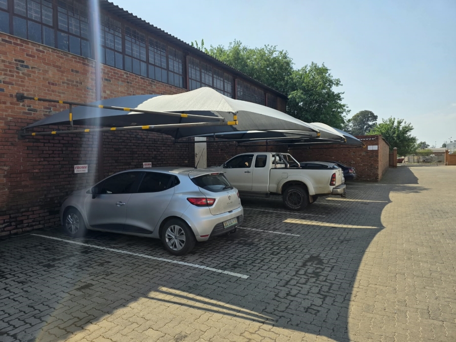To Let Commercial Property for Rent in Oos Einde Free State